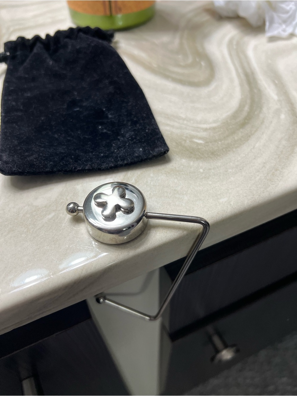 Silver Metal Bag Hanger with Clover Accent and Velvet Storage Bag